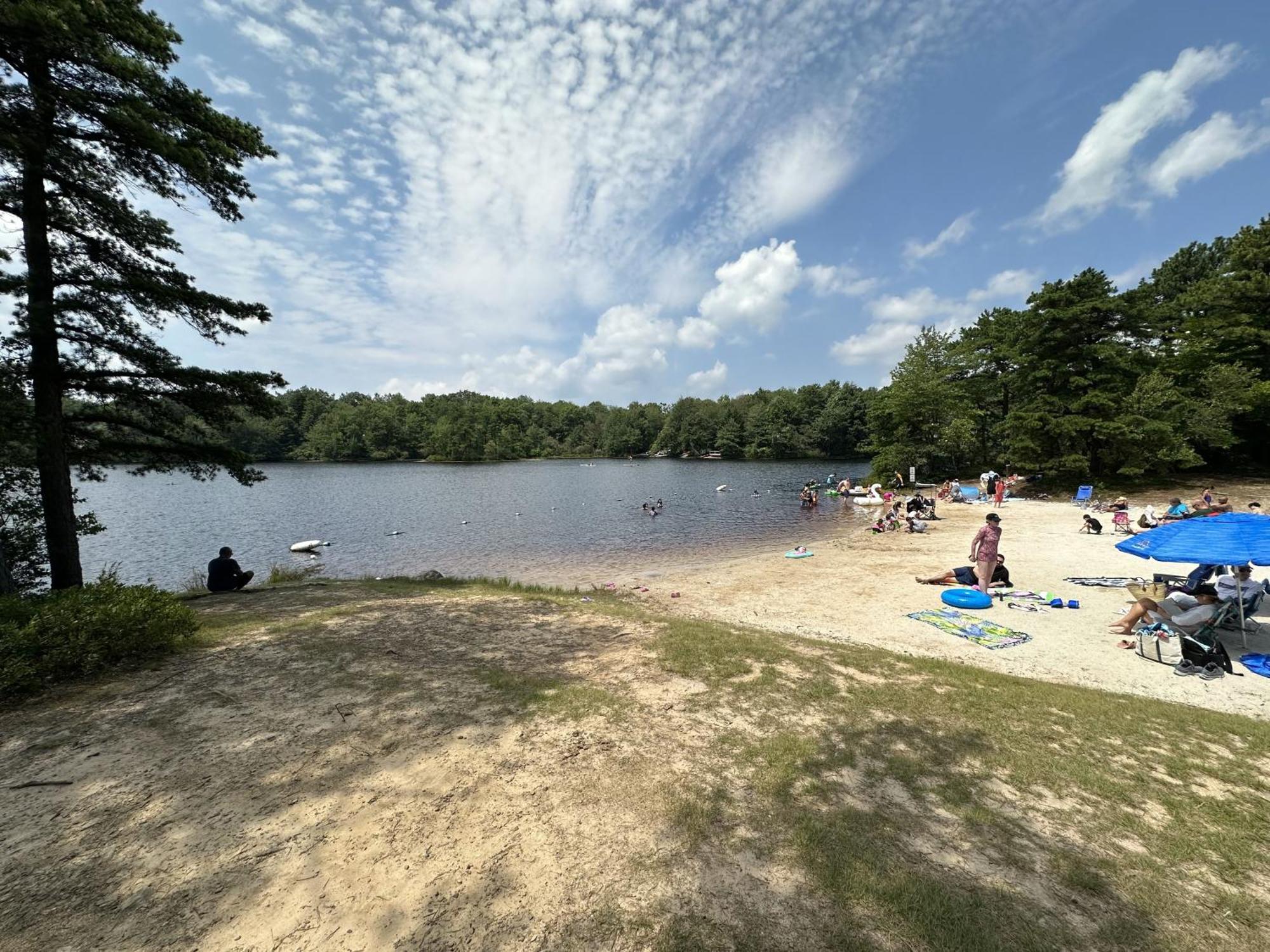Wow!! Ultimate Pocono Retreat, Hot Tub, Game Room, Deck, Lakes, Skiing, Pools Long Pond Exterior photo