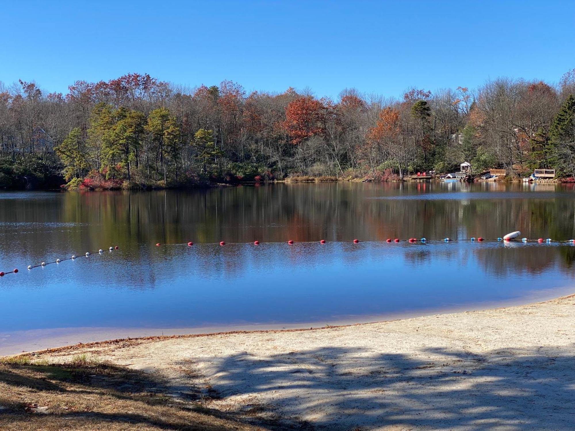 Wow!! Ultimate Pocono Retreat, Hot Tub, Game Room, Deck, Lakes, Skiing, Pools Long Pond Exterior photo